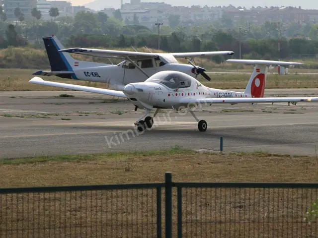 Satılık Ultralight · Hendek — 2016 Model, 3.552 uçuş saati — fotoğraf 3