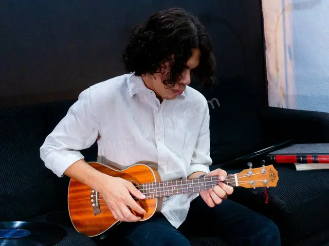 Yapay Zekâ & Veri Bilimi Dersi · Yomra — Yetişkin, Eğitmenin Adresinde