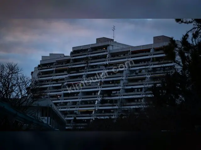 Buca 98 Odalı Satılık Pansiyon — fotoğraf 2