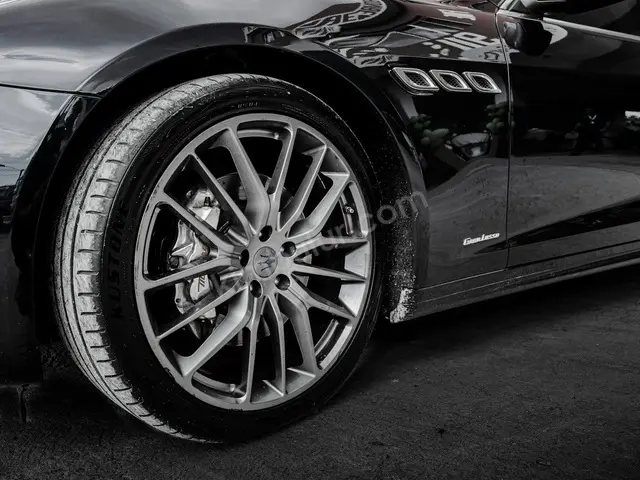 2010 Maserati MC20 Executive — Az Yakan — fotoğraf 3