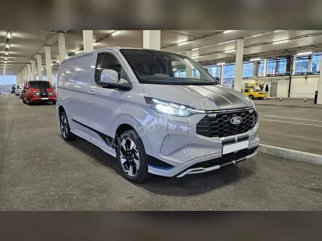 2010 Ford Transit Courier Urban — Değişensiz — fotoğraf 3
