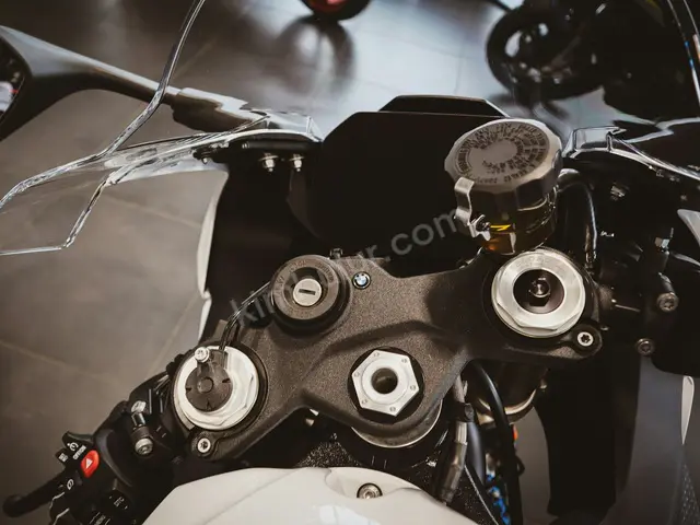 Motosiklet Yedek Parça · Elbistan — Mercedes-Benz Uyumlu, Yenilenmiş — fotoğraf 3