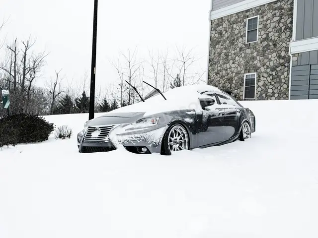 2012 Lexus LS Elite — Masrafsız — fotoğraf 3