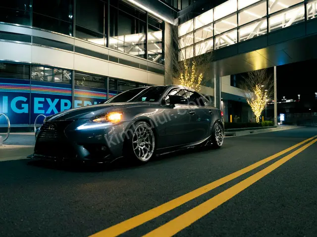 2023 Lexus RX Comfort — Masrafsız — fotoğraf 3
