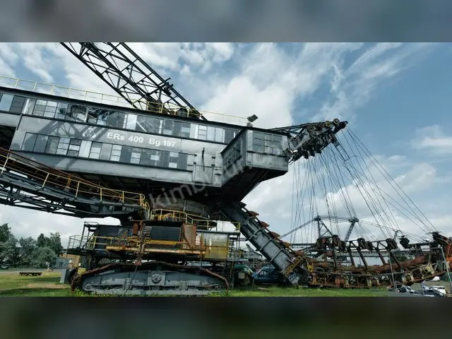 2007 Model Platform & Manlift — 7.800 Saat