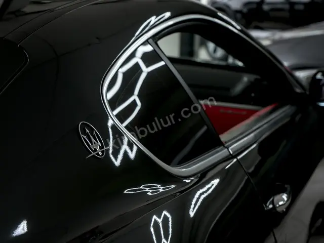 2021 Maserati Quattroporte Style — Bakımları Yeni — fotoğraf 2