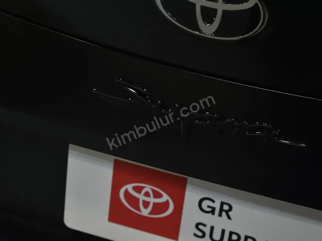 2010 Toyota Yaris Prestige — Tramer Kaydı Düşük — fotoğraf 2