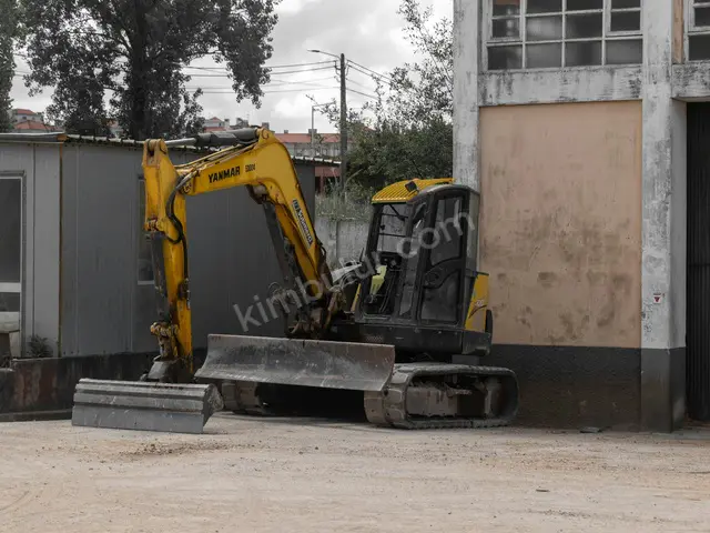 2010 Model Platform & Manlift — 13.200 Saat