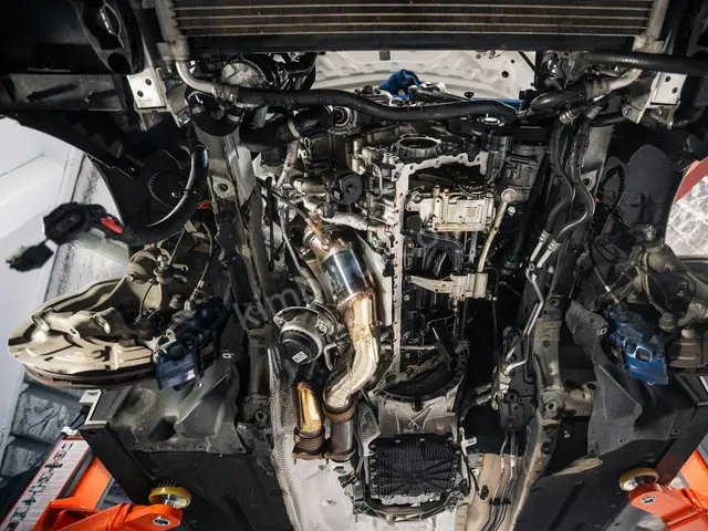 Bakım & Sarf Malzemeleri · Bodrum — Mercedes-Benz Uyumlu, Sıfır Gibi
