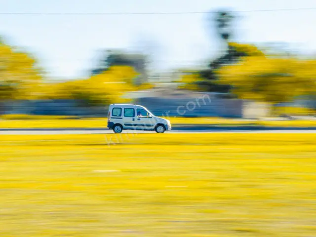 2011 Toyota Minivan — Engelli Plakalı, Uyarlama Yok — fotoğraf 3