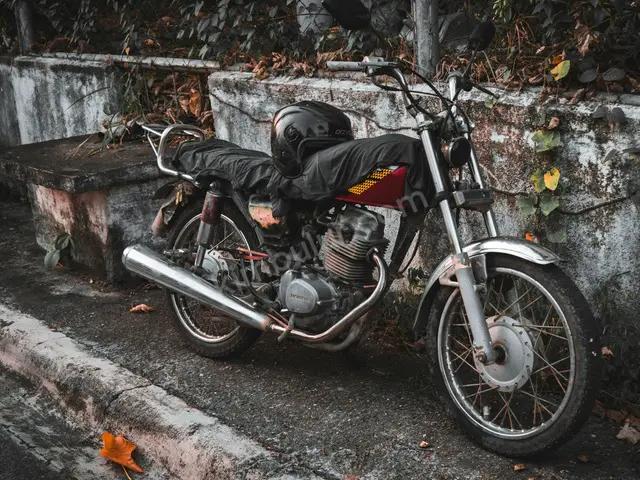 Motosiklet Yedek Parça — Mercedes-Benz Uyumlu, İkinci El